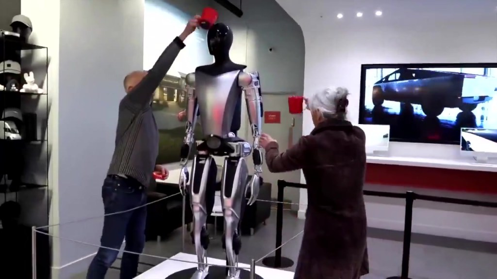 When Activists Meet Optimus: A Latex-Laden&nbsp;Protest